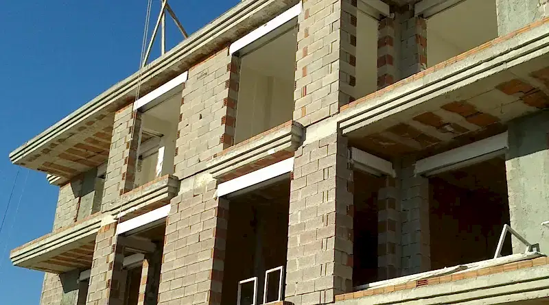 Detay lento köpük kutu